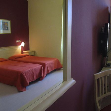 Hotel Genzianella Флоренция Екстериор снимка