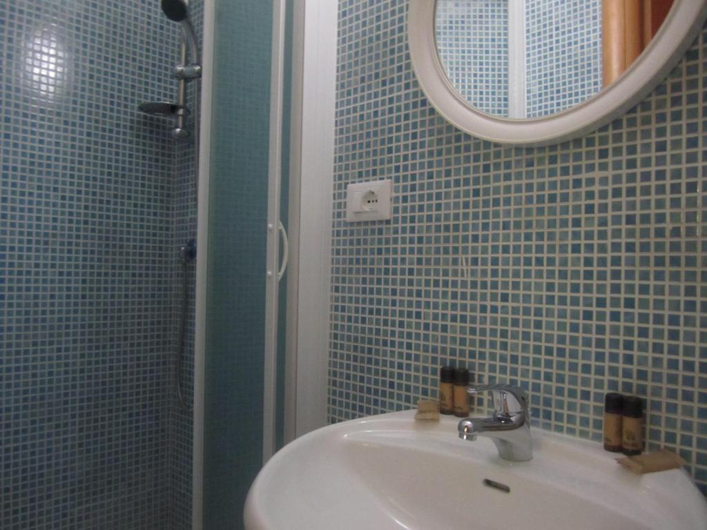 Hotel Genzianella Флоренция Екстериор снимка